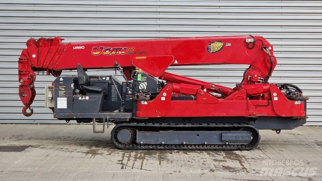Unic URW 706 Minikrane