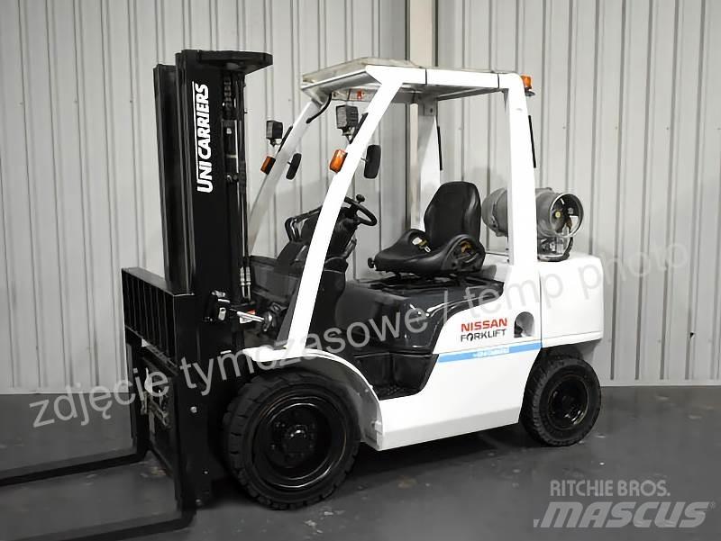 Nissan UG1F2A35DU Gasstapler