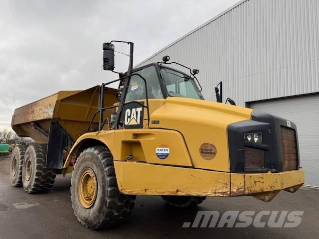 CAT 735 B Dumper - Knickgelenk