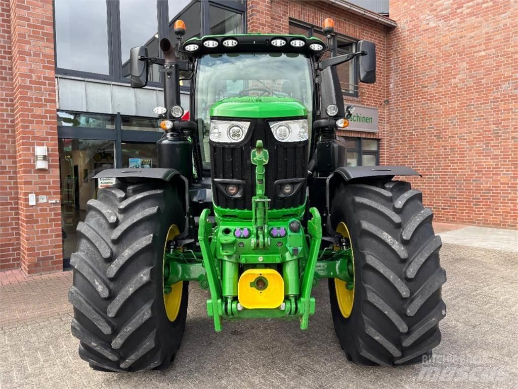 John Deere 6R250 Traktoren