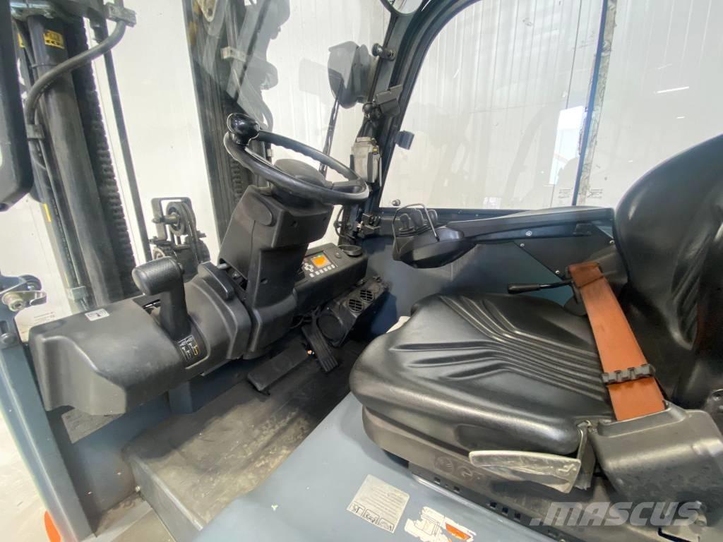 Toyota 8FBMT35 Elektrostapler