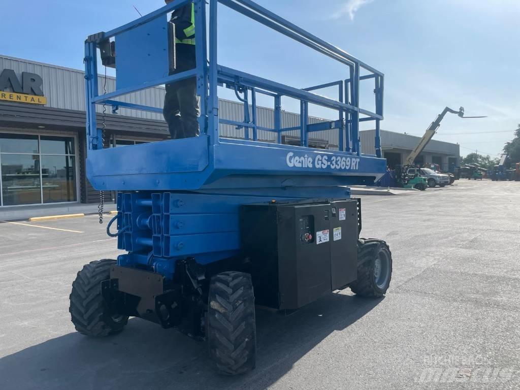 Genie GS 3369 RT Scheren-Arbeitsbühnen