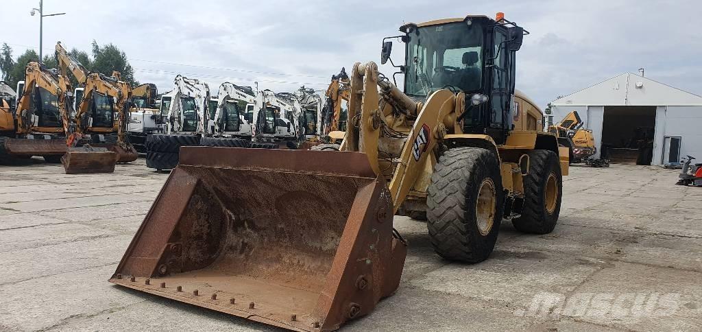 CAT 938M Radlader
