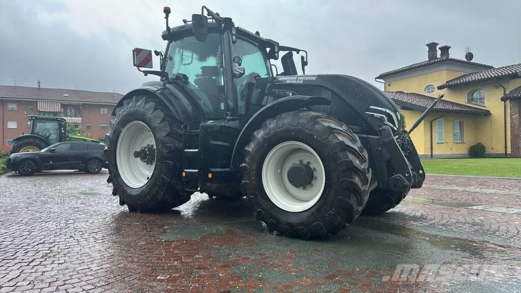 Valtra Q305 Traktoren