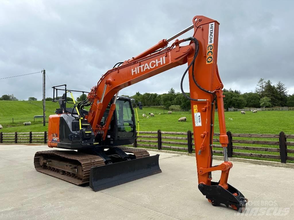 Hitachi ZX 135 US-6 Raupenbagger