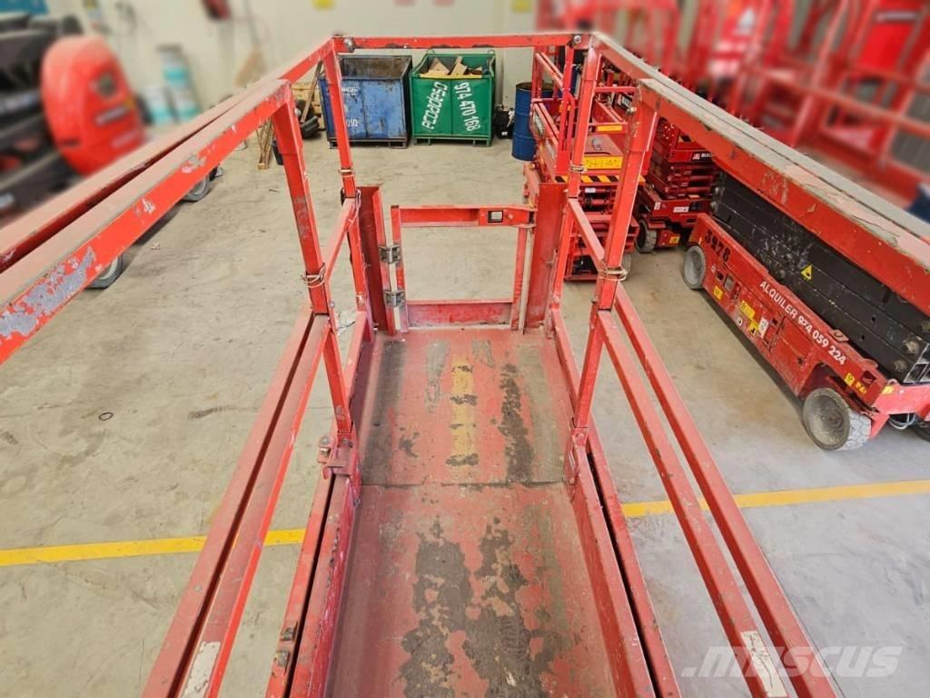 Manitou 100 SEC Scheren-Arbeitsbühnen