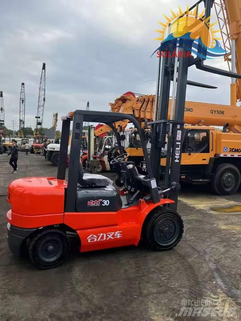 Heli CPCD 30 Dieselstapler