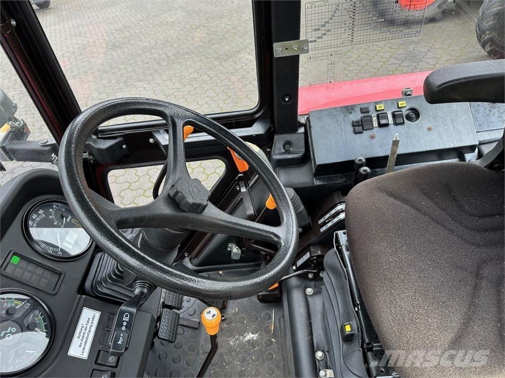 Belarus MTS 952.2 Traktoren