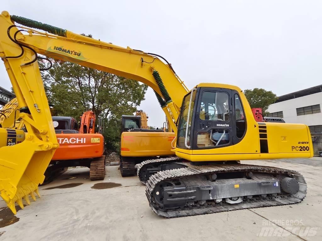 Komatsu PC 200-6 Raupenbagger
