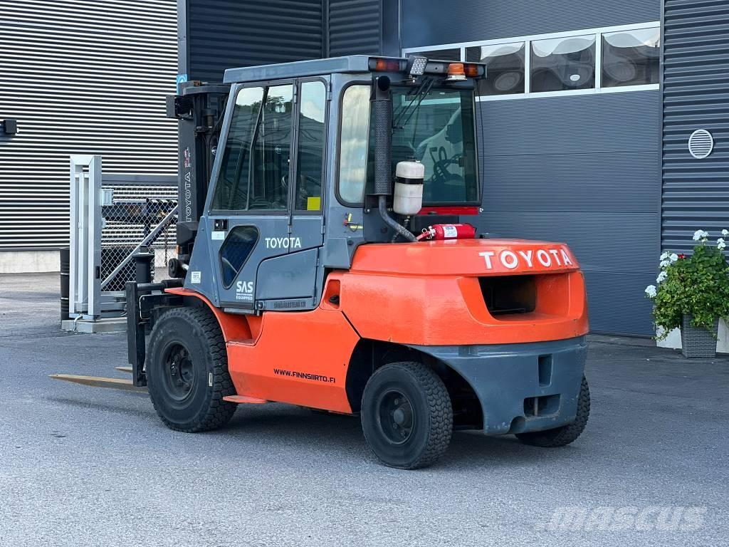 Toyota 02-7 FD 40 Dieselstapler
