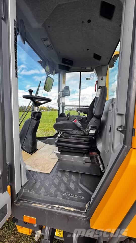 Volvo SD75B Walzenzüge