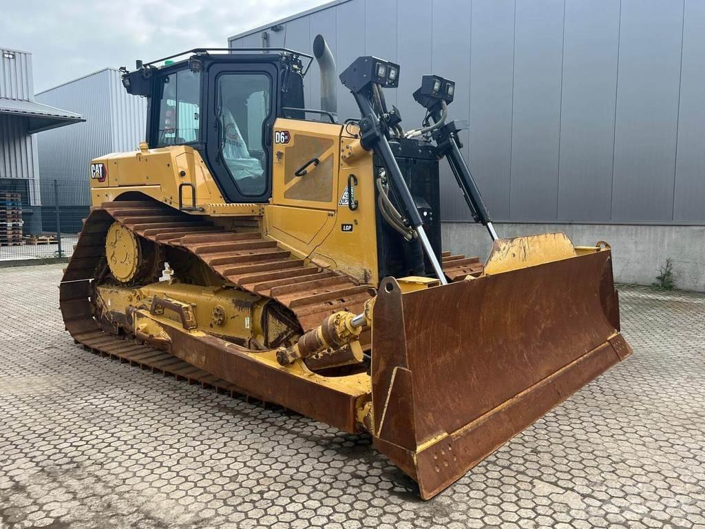CAT D6XE Bulldozer