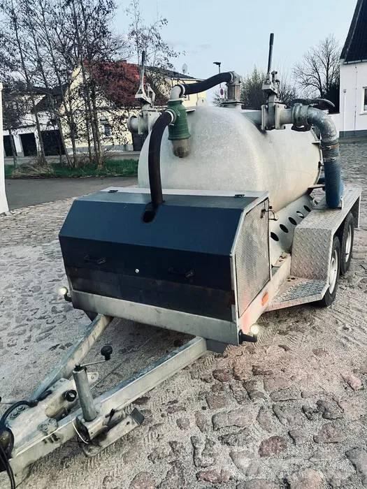 Głowacz G3 Tankanhänger