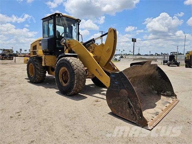 CAT 966M Radlader