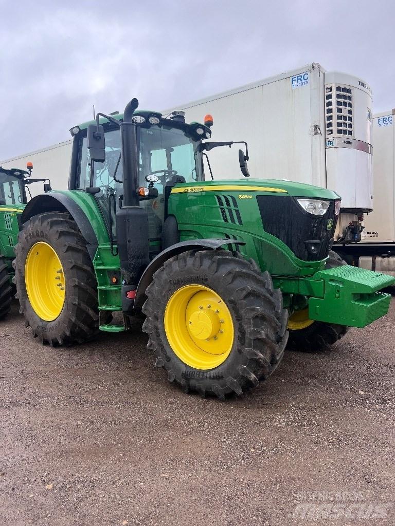 John Deere 6195M Traktoren