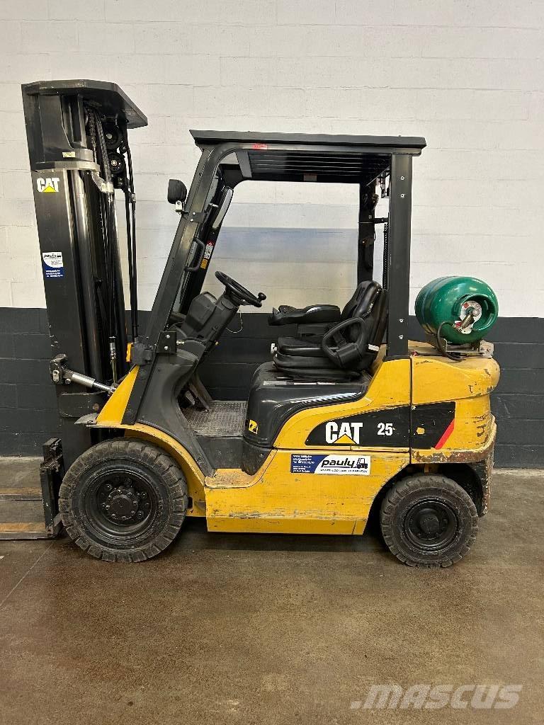 CAT GP 25 N Gasstapler