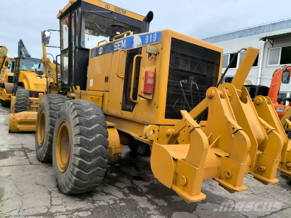 SEM 919 Grader