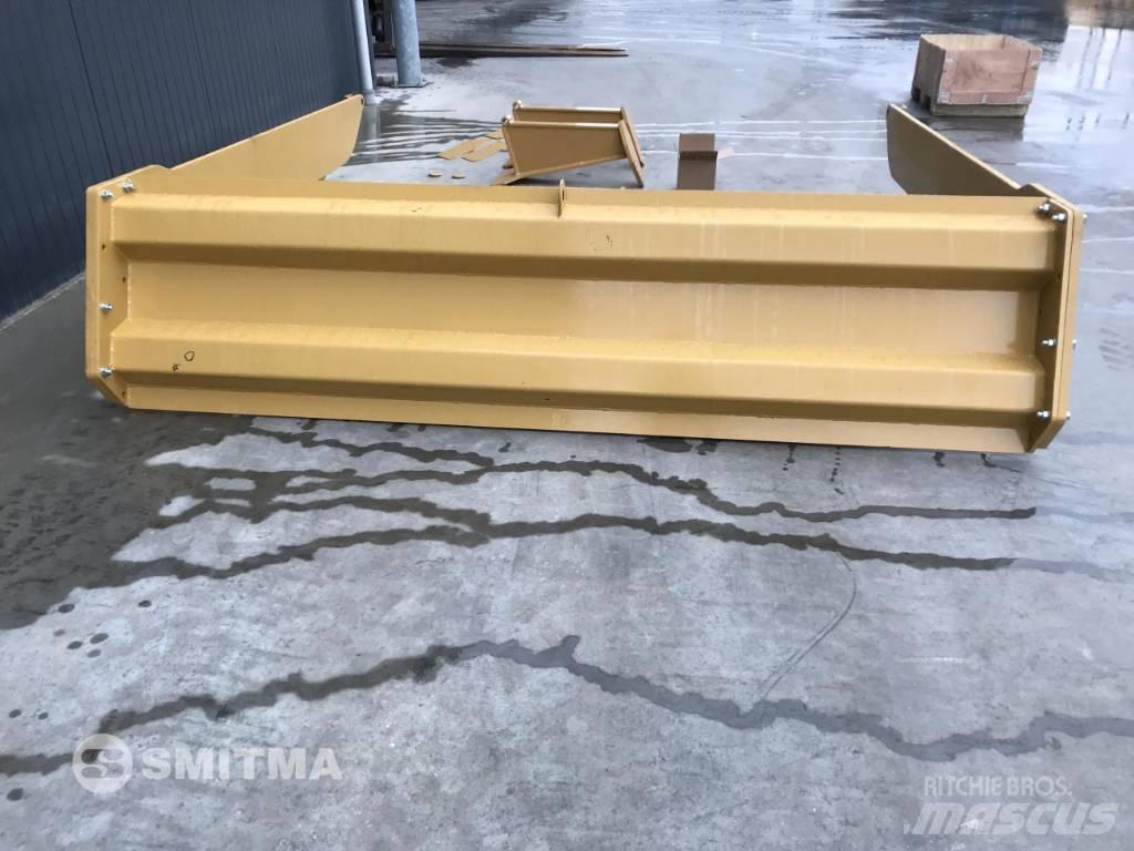 Volvo A25F Heckklappe