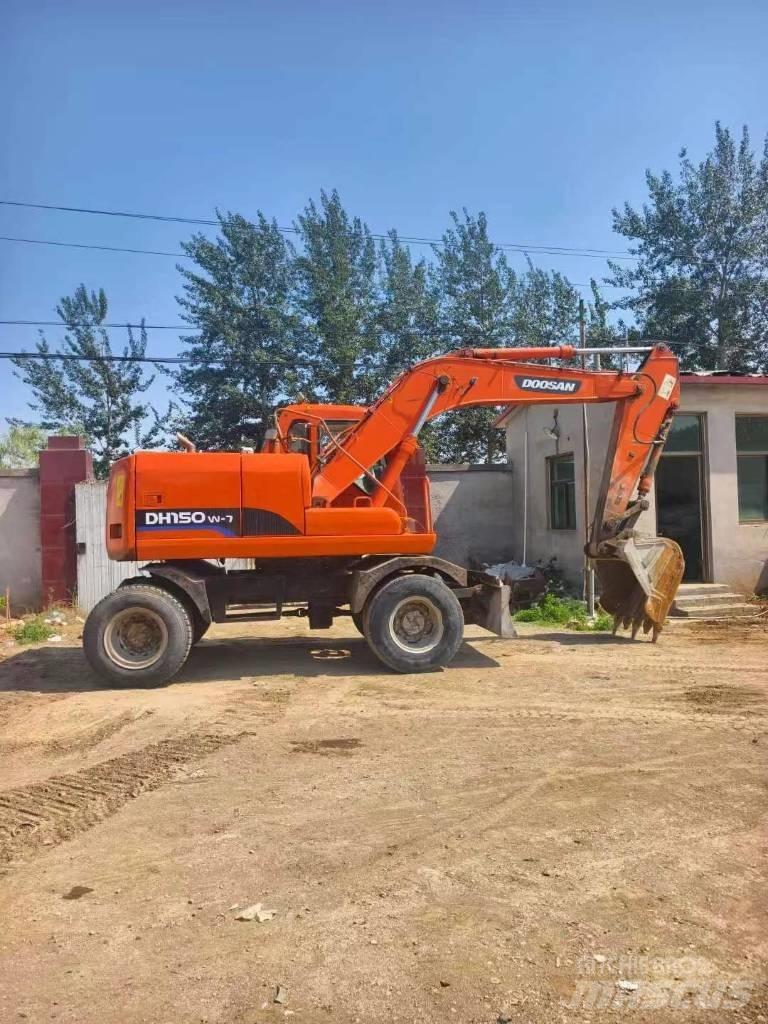 Doosan DH 150 W-7 Mobilbagger
