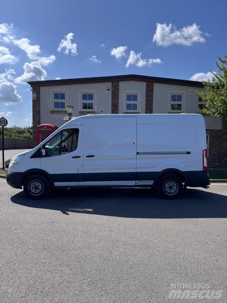 Ford Transit 350 Lieferwagen