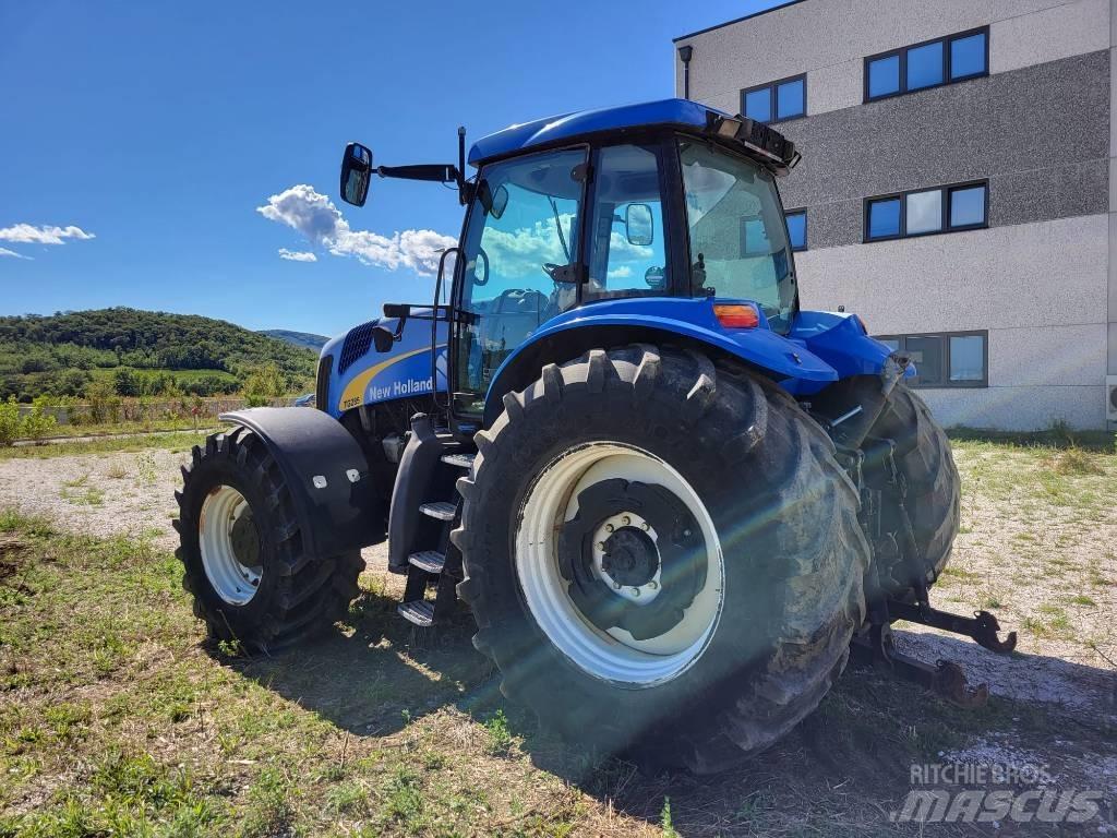 New Holland TG 285 Traktoren