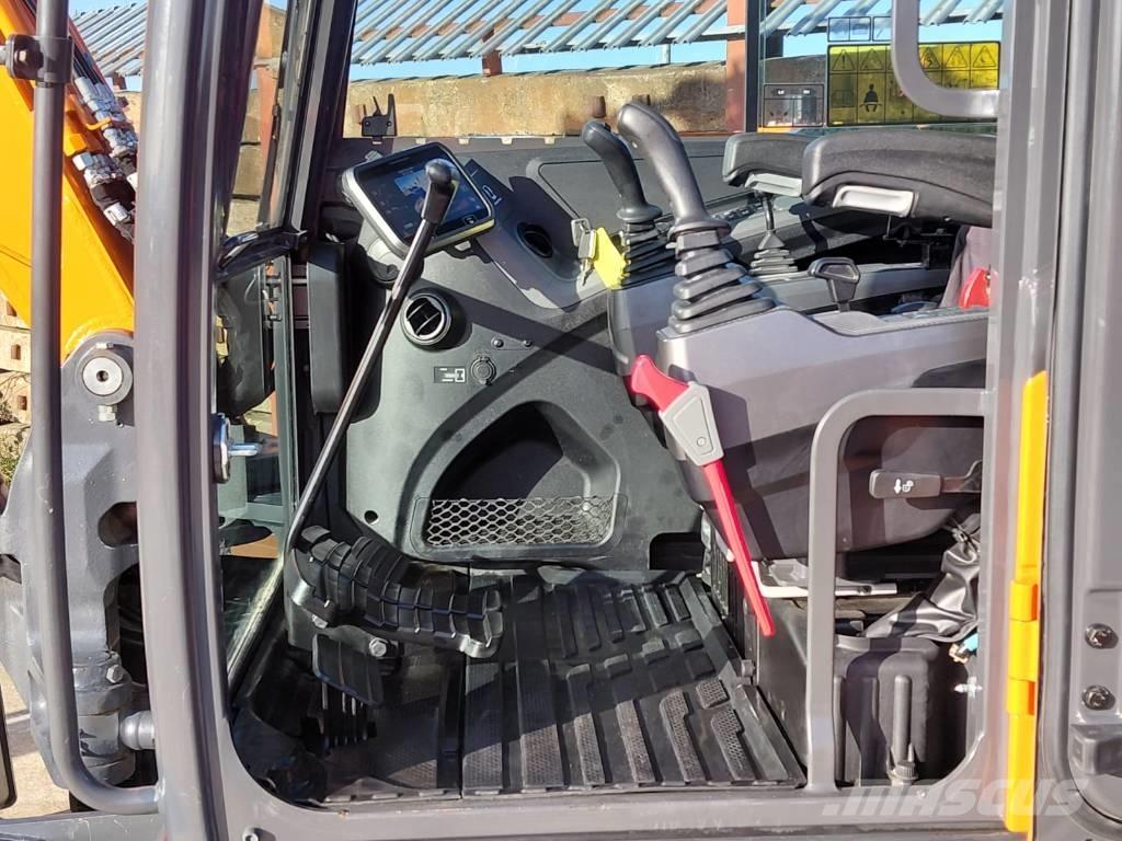 Develon DX85R Midibagger  7t - 12t