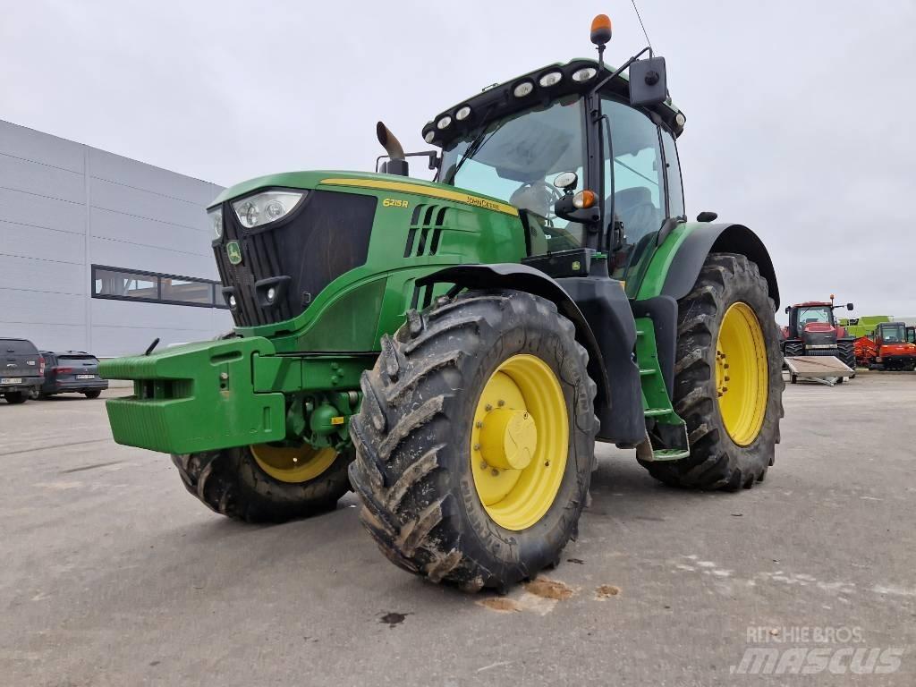 John Deere 6215 R Traktoren