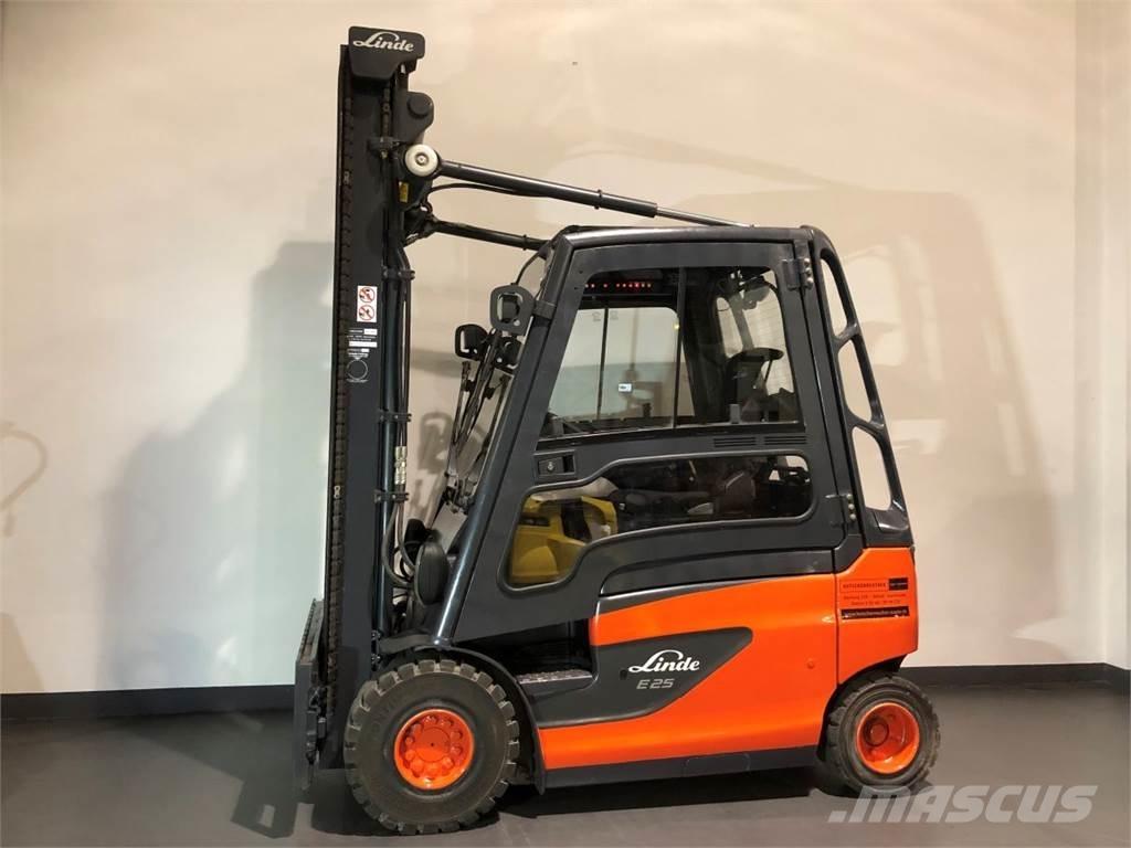 Linde E25-01 Elektrostapler