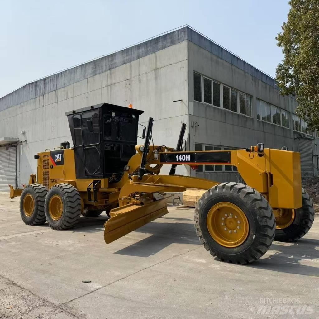 CAT 140H Grader