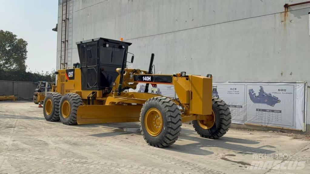 CAT 140H Grader