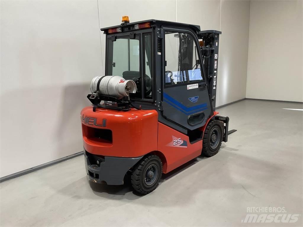 Heli CPYD25 Gasstapler