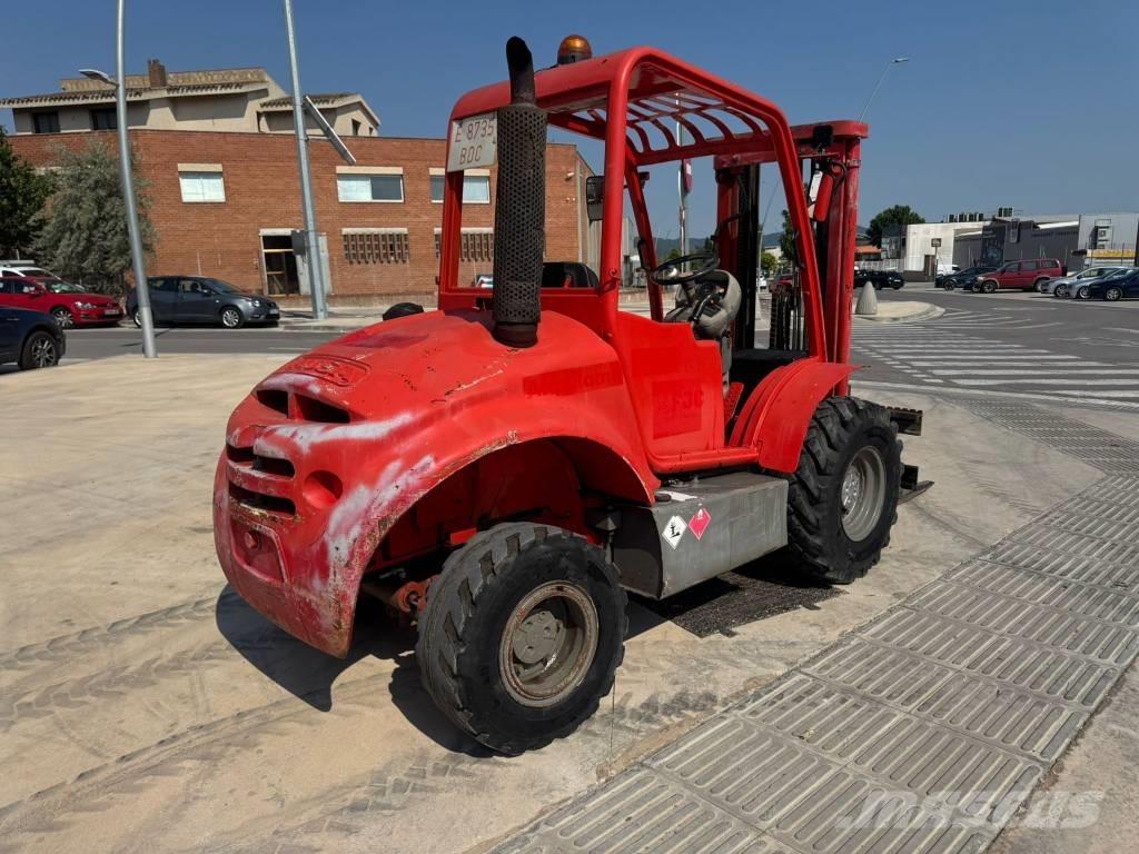 Ausa CH 200 X4 Geländestapler