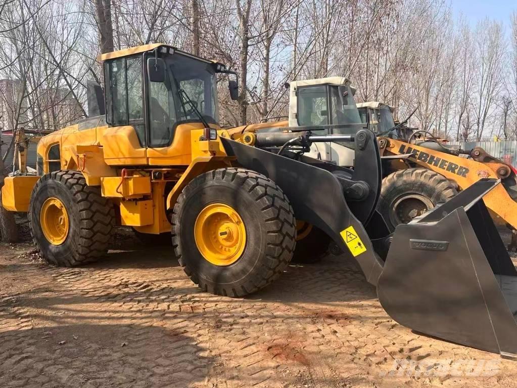 Volvo L 120 Radlader