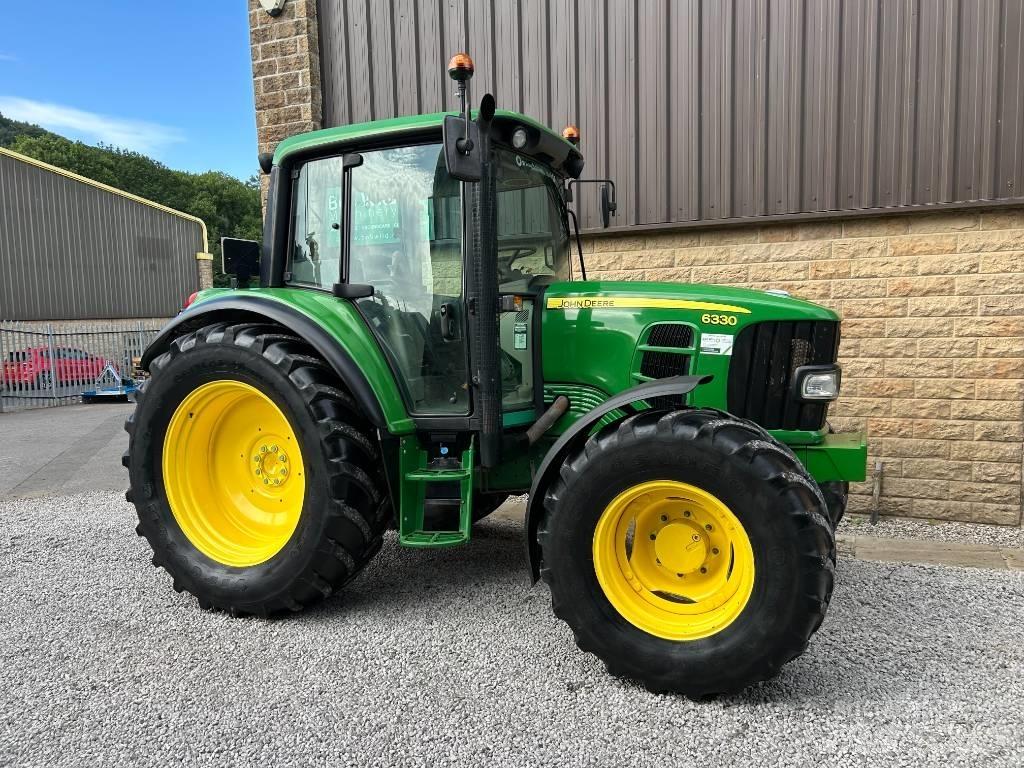 John Deere 6330 Traktoren