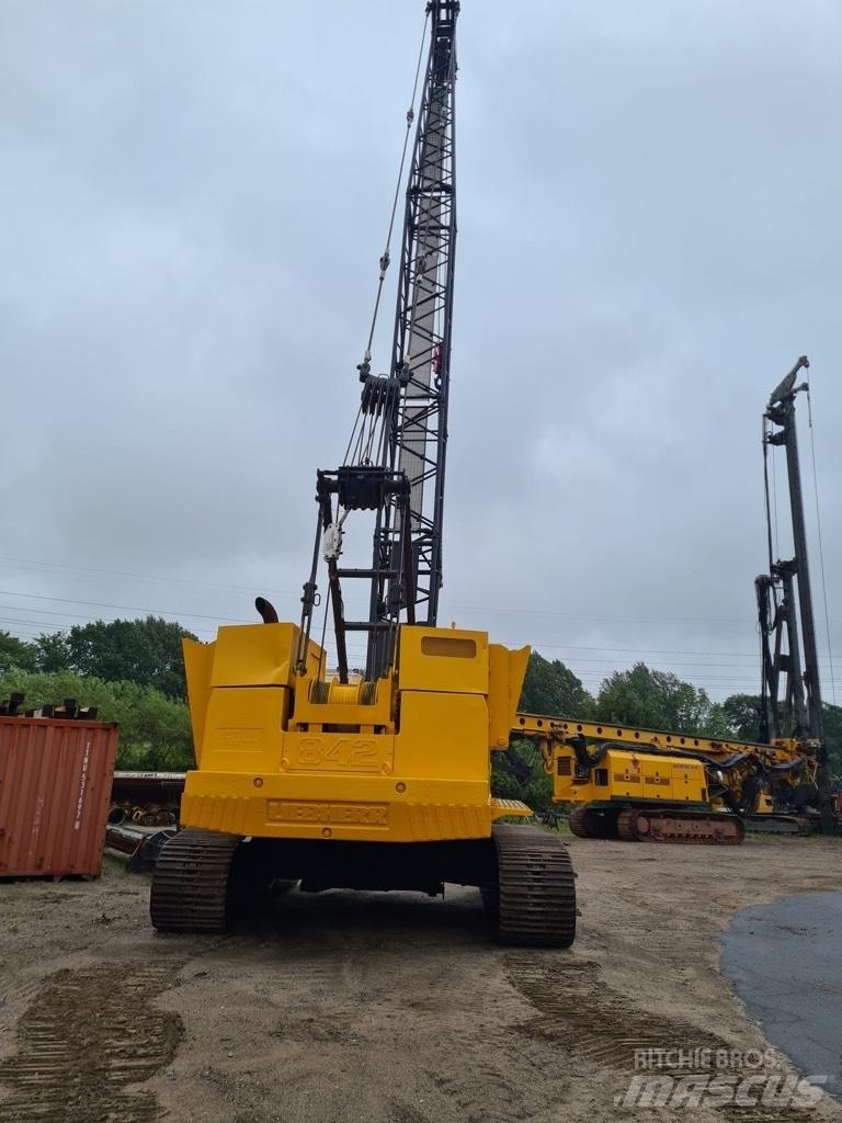 Liebherr HS 842 HD Raupenkrane