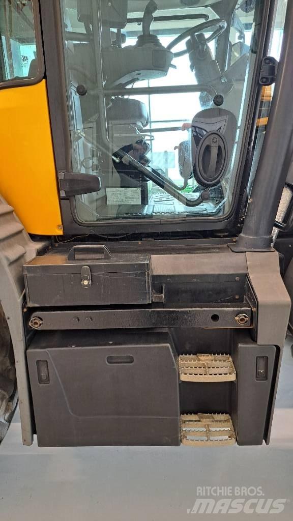 JCB Fastrac 4220 Traktoren