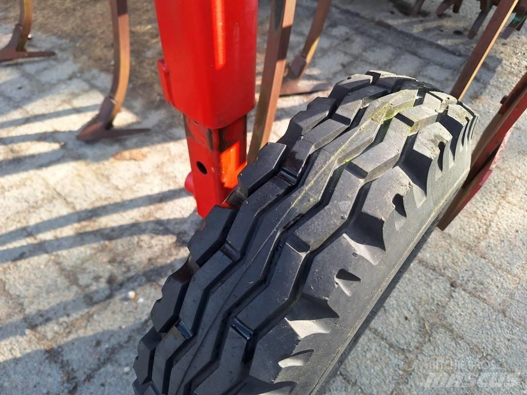 Kverneland STF 300 Grubber