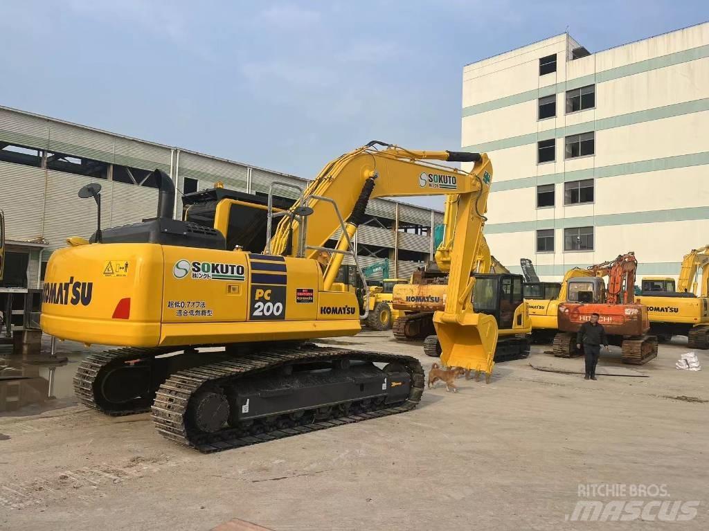 Komatsu PC 200-8N1 Raupenbagger