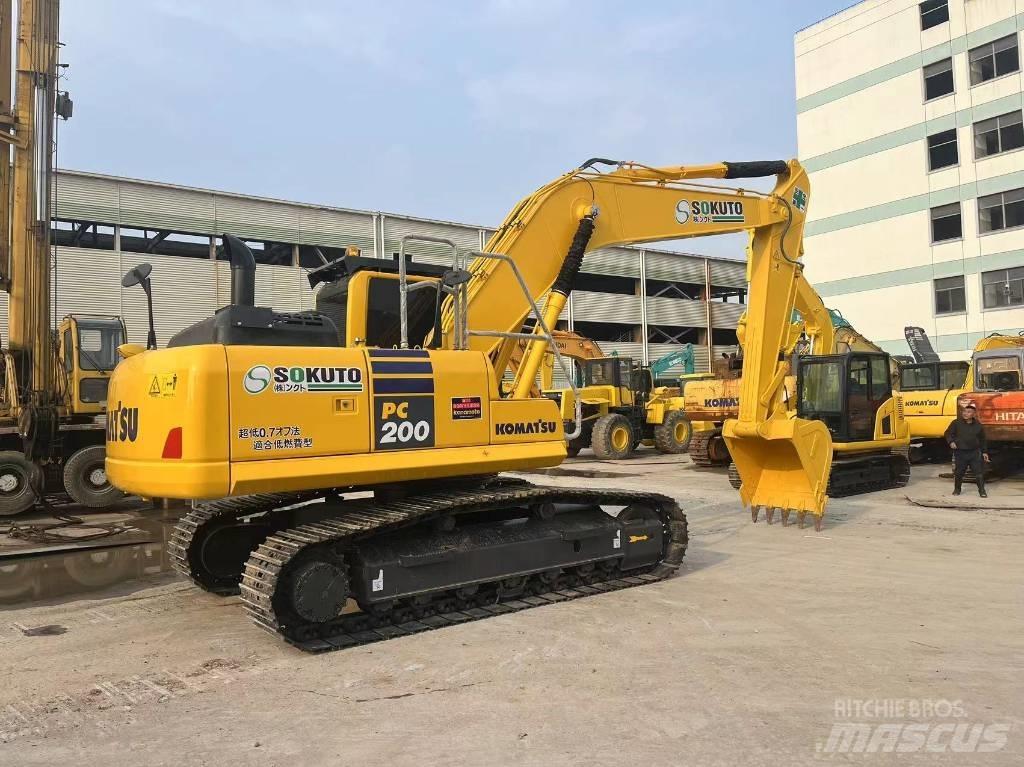 Komatsu PC 200-8N1 Raupenbagger