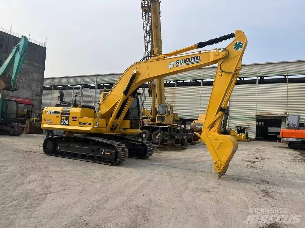 Komatsu PC 200-8N1 Raupenbagger