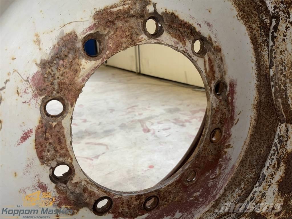 Valmet 890 24x26,5 Reifen