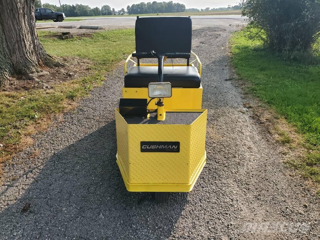 Cushman Minute Miser Schlepper