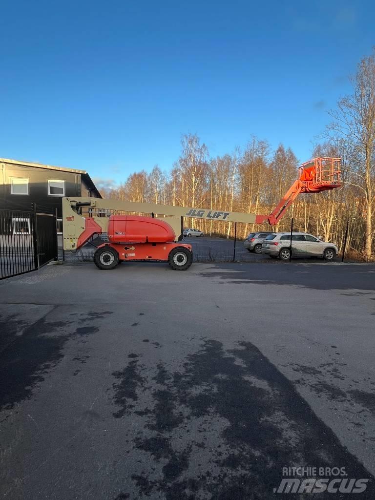JLG 800 AJ Gelenkteleskoparbeitsbühnen