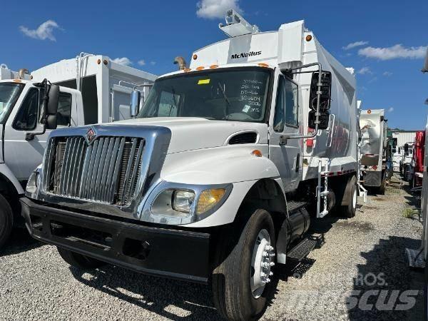 International 7400 Müllwagen