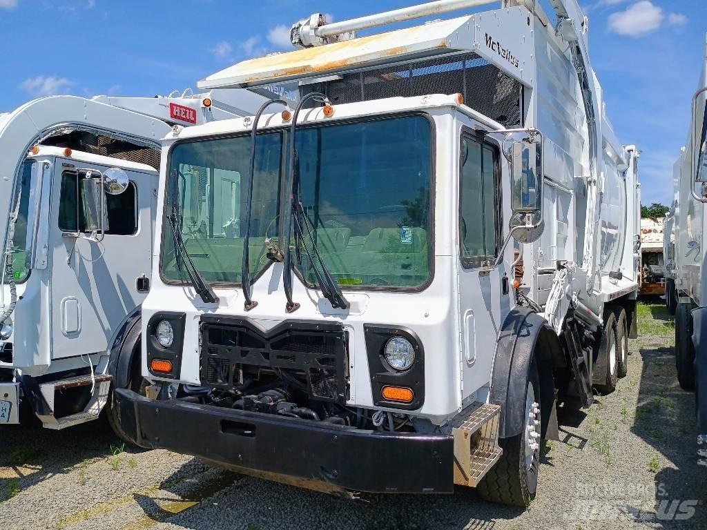 Mack MRU 613 Müllwagen
