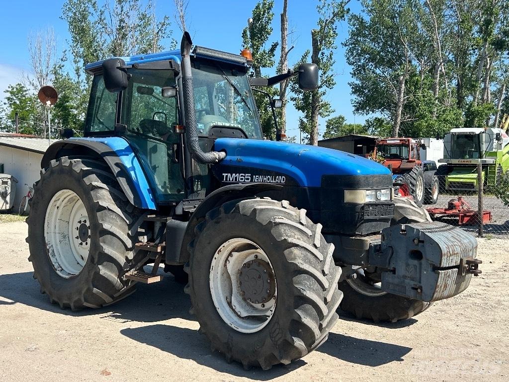 New Holland TM 165 Traktoren