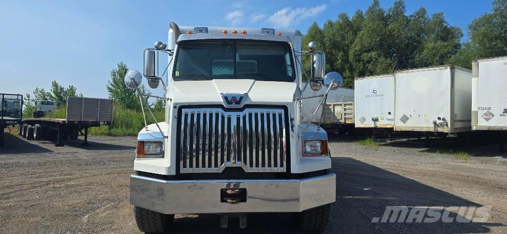Western Star 4700 SB Sattelzugmaschinen