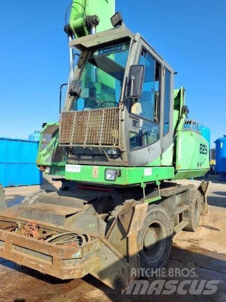 Sennebogen 825 Materialumschlag