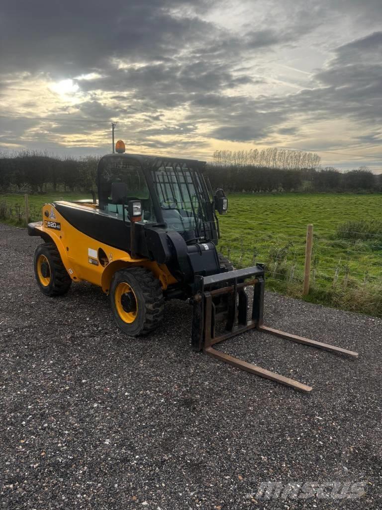 JCB 520-40 Teleskoplader