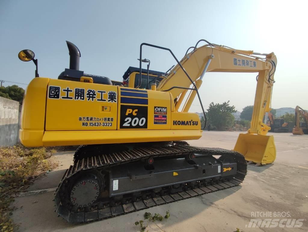 Komatsu PC 200-8 Raupenbagger